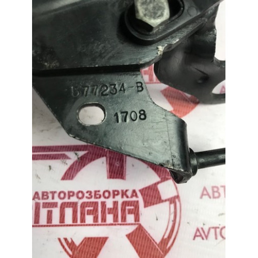 Кронштейн транспортувальний Expert / Scudo / Jumpy 2.0HDI 2007- 1880C4
